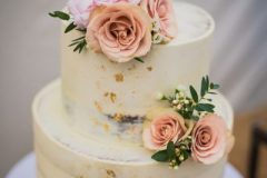 B&J wedding cake flowers