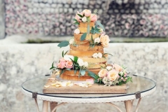 Wedding cake flowers - mango roses, eucalytpus - Kate Hopewell Smith image